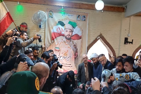 تشییع پیکر شهید امنیت «امیرحسام جوینده» در صومعه‌سرا