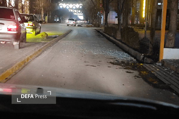 آسیب اغتشاشگران به اموال عمومی و بانکها در اردبیل + تصاویر آسیب اغتشاشگران به اموال عمومی و بانکها در اردبیل + تصاویر