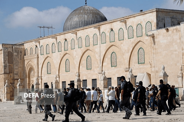 تعرض شهرکنشینان به مسجدالاقصی تعرض شهرکنشینان به مسجدالاقصی
