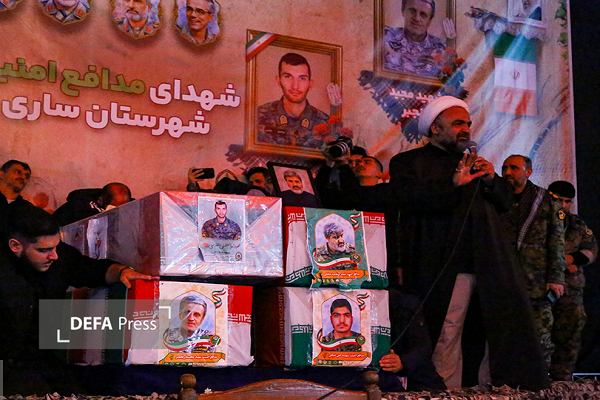 وداع باشکوه مردم ساری با پیکرهای مطهر ۴ شهید حافظ امنیت وداع باشکوه مردم ساری با پیکرهای مطهر ۴ شهید حافظ امنیت