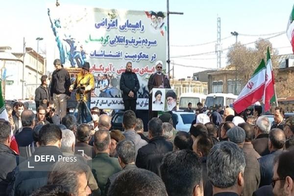 این روز‌ها دست پلید و تجاوزگر دشمن از آستین اغتشاشگران بیرون آمده است