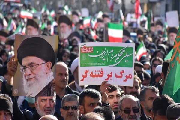 خروش مردم انقلابی شهرکرد در محکومیت اغتشاشات اخیر