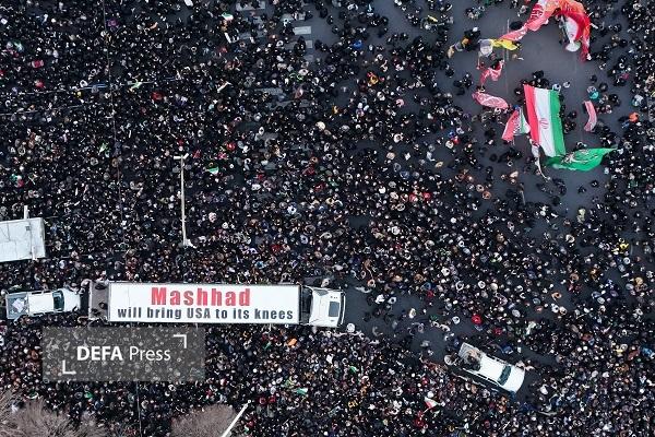 تصاویر/ رجز مشهدی‌ها برای رئیس جمهور خبیث آمریکا