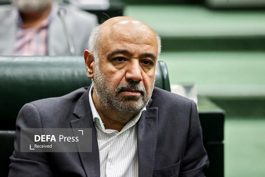 کارت زرد مجلس به وزیر کار کارت زرد مجلس به وزیر کار