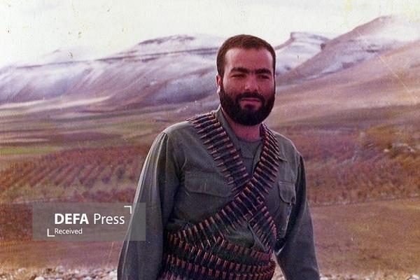 تنها تا اوج؛ برشی کوتاه از یک عمر بندگی شهید کاوه نبیری تنها تا اوج؛ برشی کوتاه از یک عمر بندگی شهید کاوه نبیری