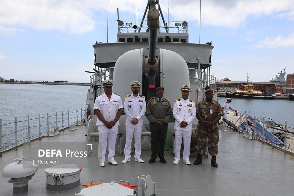ورود ناوگروه رزمی - اطلاعاتی ایران به بندر کیپتاون آفریقای جنوبی ورود ناوگروه رزمی - اطلاعاتی ایران به بندر کیپتاون آفریقای جنوبی
