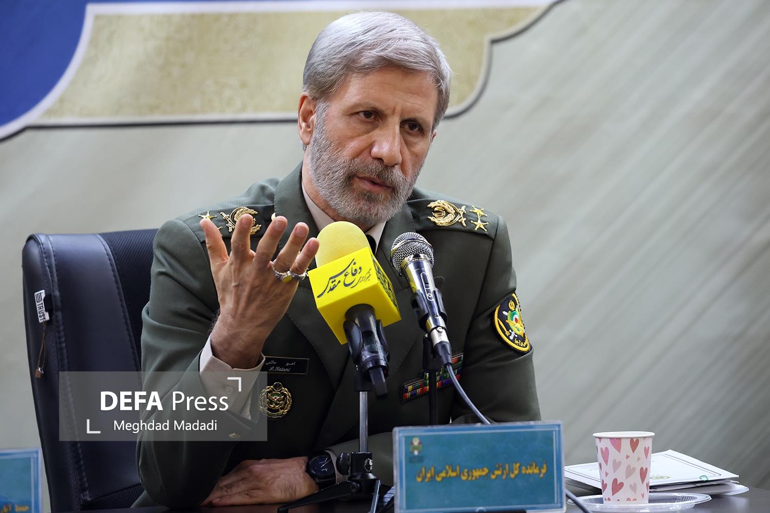 سرلشکر حاتمی: قدردانی ارتش از حضور حماسی ملت ایران در یومالله ۲۲ دی/ آمادگی لازم برای مقابله با هرگونه تهدید دشمن را داریم سرلشکر حاتمی: قدردانی ارتش از حضور حماسی ملت ایران در یومالله ۲۲ دی/ آمادگی لازم برای مقابله با هرگونه تهدید دشمن را داریم