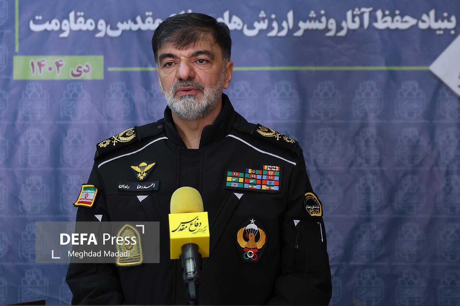 سردار رادان: شناسایی و دستگیری تعداد قابل توجهی از تروریستها/ مردم آخرین میخ را به تابوت فتنهگران زدند سردار رادان: شناسایی و دستگیری تعداد قابل توجهی از تروریستها/ مردم آخرین میخ را به تابوت فتنهگران زدند