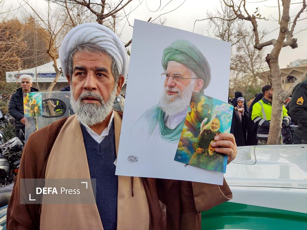 «اتحاد مقدس» زیر تابوت شهدای مدافع امنیت