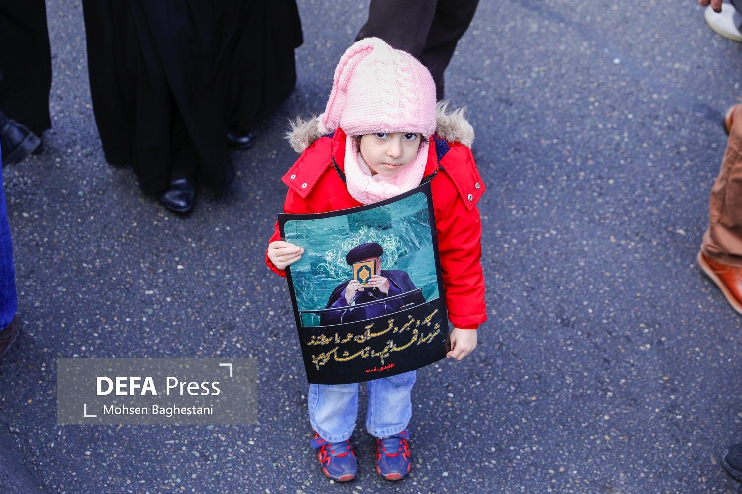 «اتحاد مقدس» زیر تابوت شهدای مدافع امنیت