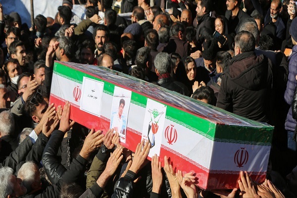 تشییع ۷ تن از شهدای مردمی اغتشاشات اخیر در اصفهان