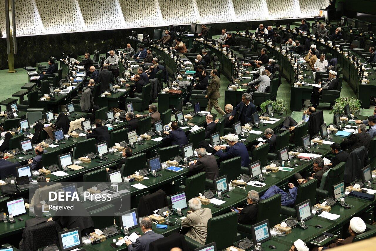 سوال از وزیر اطلاعات در مجلس سوال از وزیر اطلاعات در مجلس