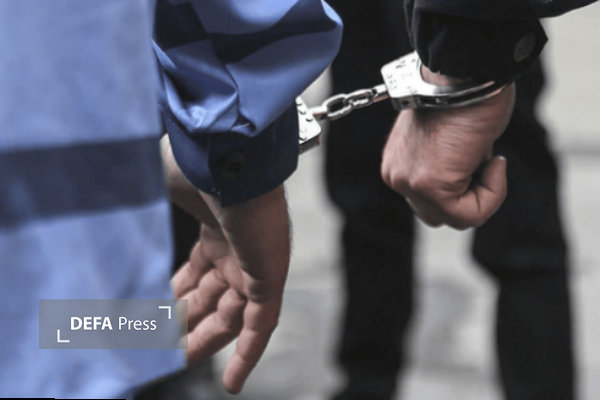 سارق منازل قاینات در کمتر از ۲۴ ساعت دستگیر شد سارق منازل قاینات در کمتر از ۲۴ ساعت دستگیر شد