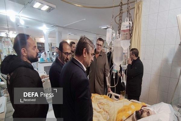 دیدار جمعی از مسئولان لرستانی با مجروحان اغتشاشات اخیر در بروجرد+ عکس دیدار جمعی از مسئولان لرستانی با مجروحان اغتشاشات اخیر در بروجرد+ عکس