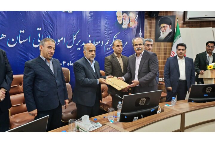 مدیرکل جدید امور مالیاتی هرمزگان معرفی شد