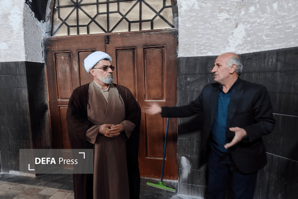 آتش‌زدن ساختمان امامزادگان سه‌تن ساری به دست معاندین + تصاویر