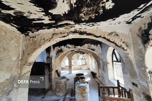 آتش‌زدن ساختمان امامزادگان سه‌تن ساری به دست معاندین + تصاویر