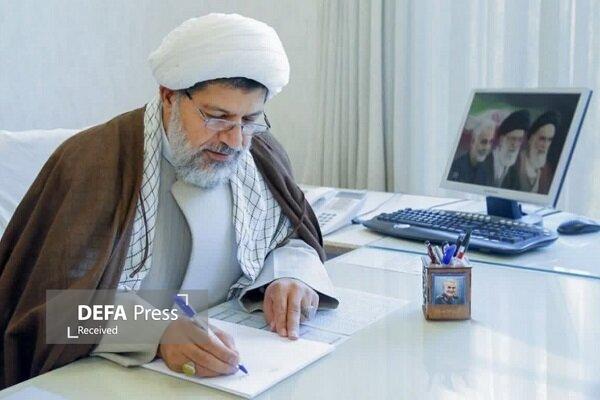 توکل بر خدا و ایمان، عامل اصلی پیروزی بر توطئههای دشمن و اقتدار نظام توکل بر خدا و ایمان، عامل اصلی پیروزی بر توطئههای دشمن و اقتدار نظام