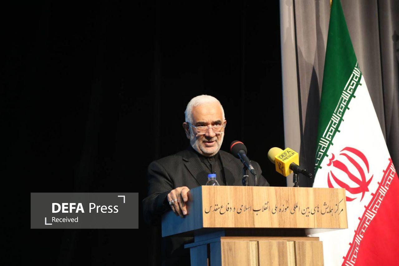 ابطحی: تولید فناوری نرم کشور باید مبتنی بر مخاطب جهانی باشد ابطحی: تولید فناوری نرم کشور باید مبتنی بر مخاطب جهانی باشد