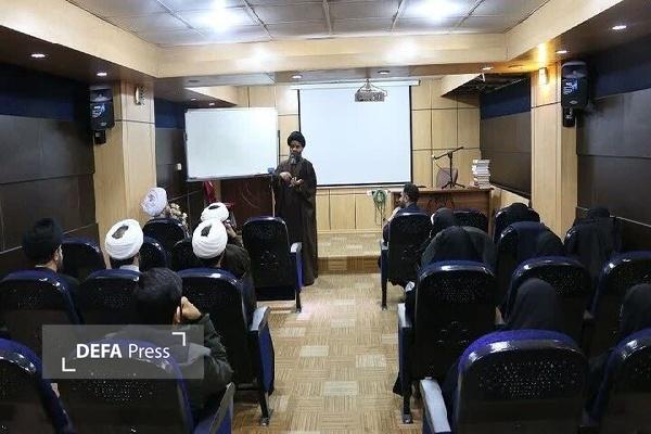 دوره آموزشی «معارف اسلام ناب» ویژه اساتید کردستان برگزار شد دوره آموزشی «معارف اسلام ناب» ویژه اساتید کردستان برگزار شد