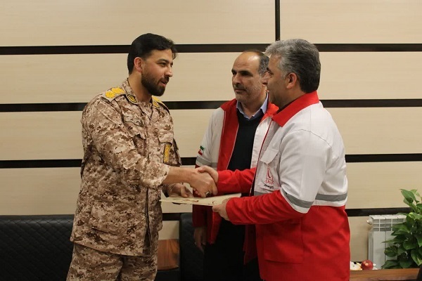 دیدار مدیر کل حفظ آثار و نشر ارزش‌های دفاع مقدس استان با مدیر عامل جمعیت هلال احمر