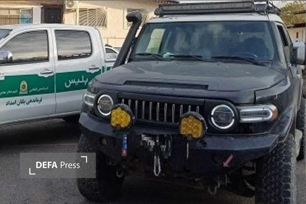 توقیف تویوتا اف جی قاچاق ۱۰۰ میلیاردی در عباس آباد