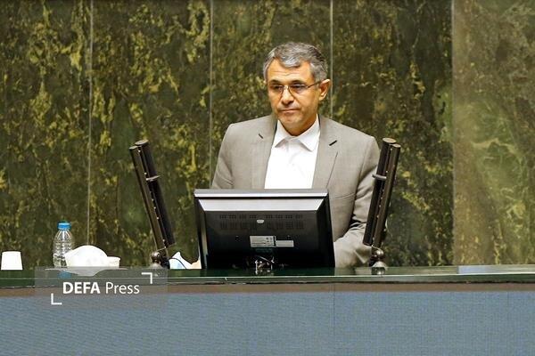 بدری: دولت به افزایش یارانه‌ها و تامین کالابرگ، اقدام فوری انجام دهد