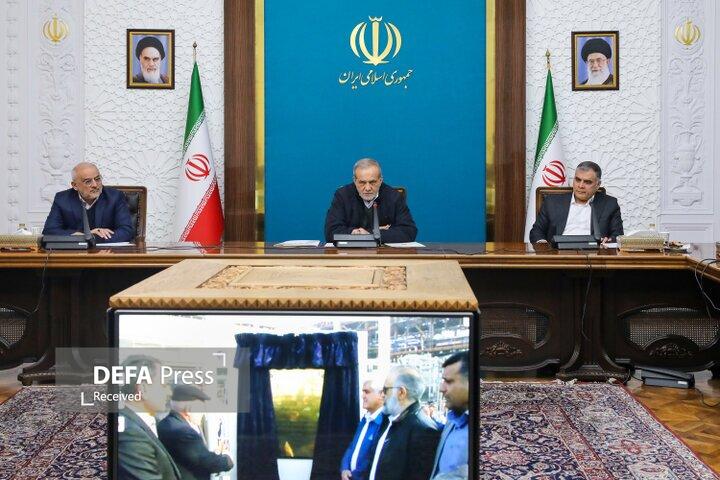 افتتاح دومین واحد بزرگترین مرکز فرآورش نفت کشور در منطقه غرب کارون افتتاح دومین واحد بزرگترین مرکز فرآورش نفت کشور در منطقه غرب کارون