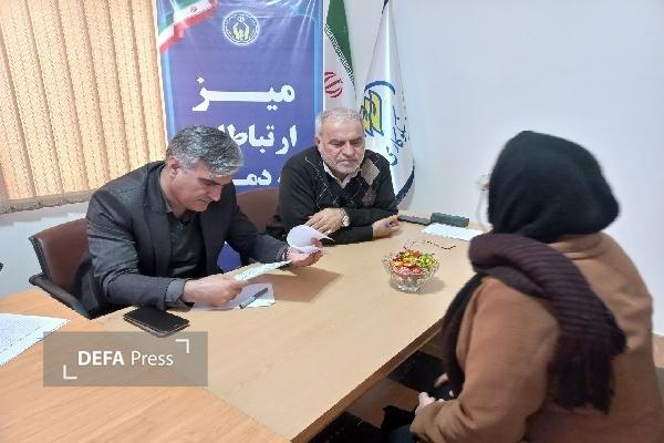 میز خدمت کمیته امداد سنندج با بررسی مشکلات ۵۰ خانوار برپا شد