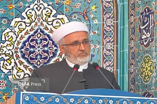 تعرض به حریم خانواده خلاف دین و اخلاق و عامل فروپاشی جامعه است