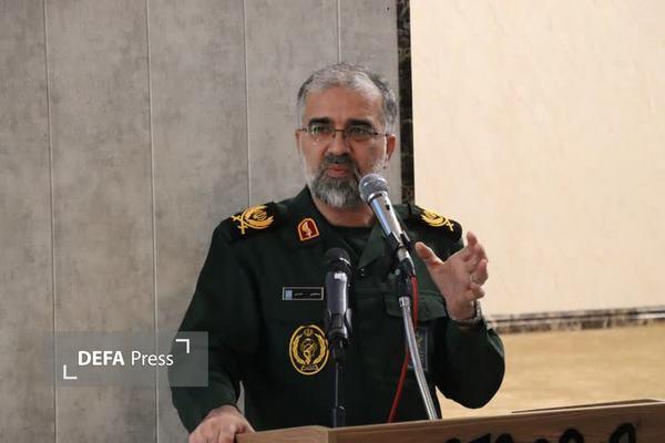 سربازان وظیفه امانت دار مردم و کشور عزیزمان ایران هستند سربازان وظیفه امانت دار مردم و کشور عزیزمان ایران هستند