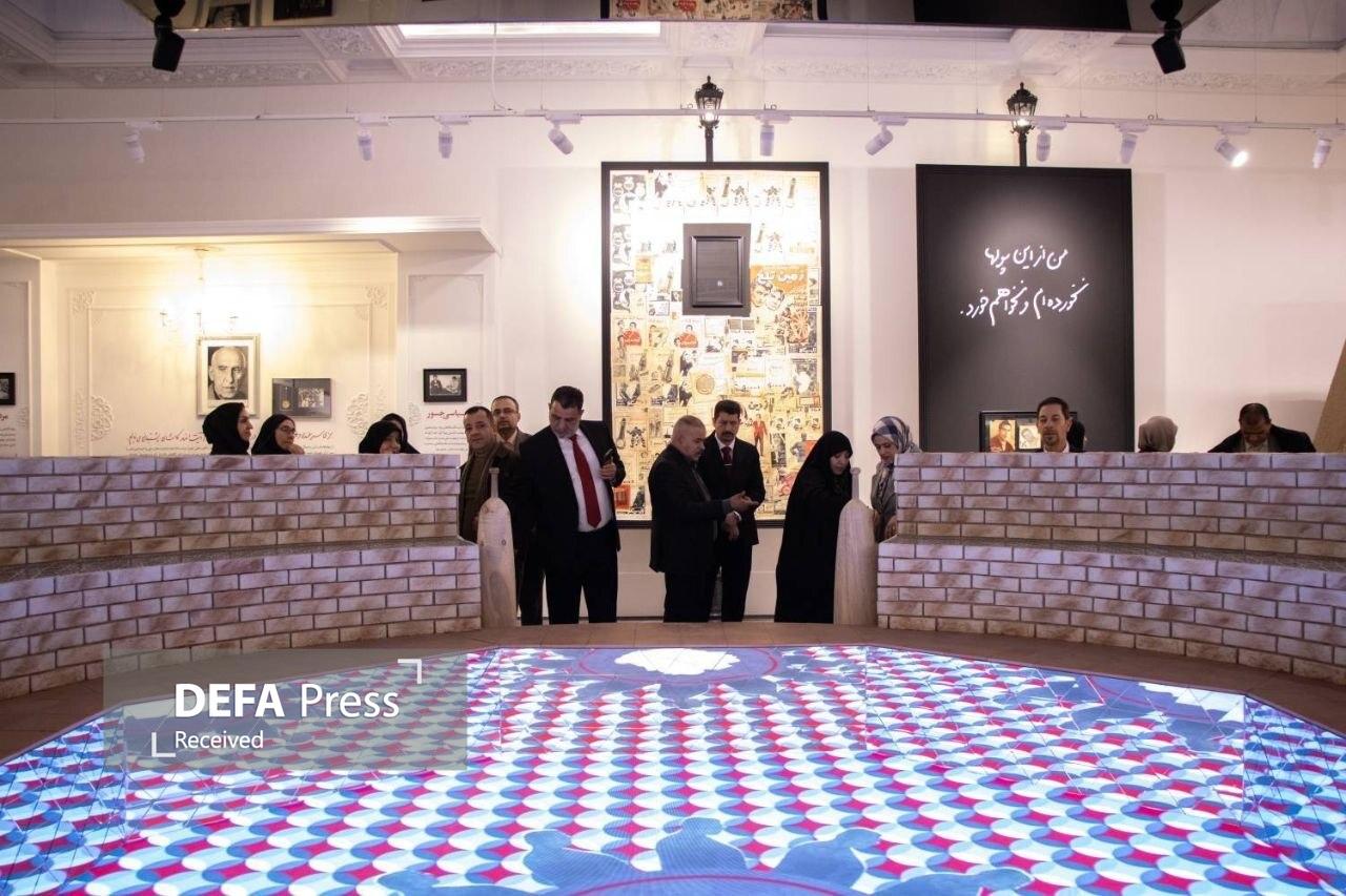 بازدید هیئت دانشگاه «الفرات الاوسط» عراق از کتابخانه و موزه ملی ملک بازدید هیئت دانشگاه «الفرات الاوسط» عراق از کتابخانه و موزه ملی ملک