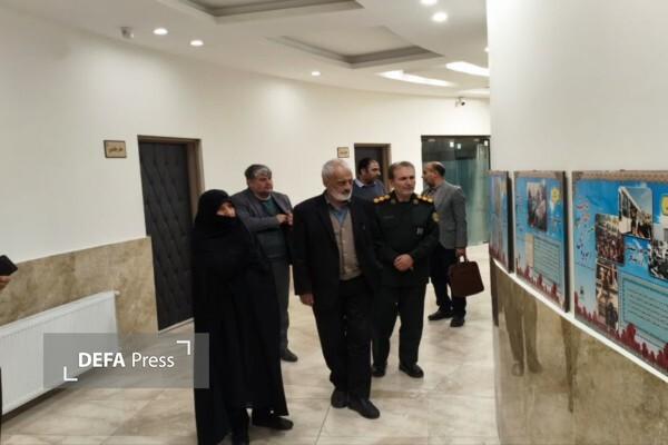 والدین شهید سردار «میثم رضوانپور» از موزه دفاع مقدس قزوین بازدید کردند والدین شهید سردار «میثم رضوانپور» از موزه دفاع مقدس قزوین بازدید کردند