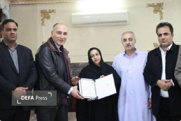 دیدار و تکریم خانواده معظم شهدا توسط رئیس فدراسیون ورزشهای آبی کشور در زاهدان دیدار و تکریم خانواده معظم شهدا توسط رئیس فدراسیون ورزشهای آبی کشور در زاهدان