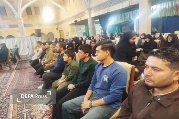 تجلیل از خانواده‌های شهدای شاخص جنگ دوازده روزه در سومین نشست «روایت ایثار» قزوین