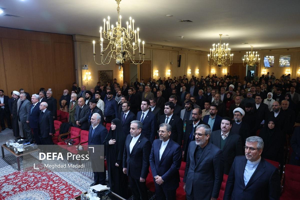 کنفرانس بین المللی «دیپلماسی و مقاومت در مکتب حاج قاسم» آغاز شد کنفرانس بین المللی «دیپلماسی و مقاومت در مکتب حاج قاسم» آغاز شد