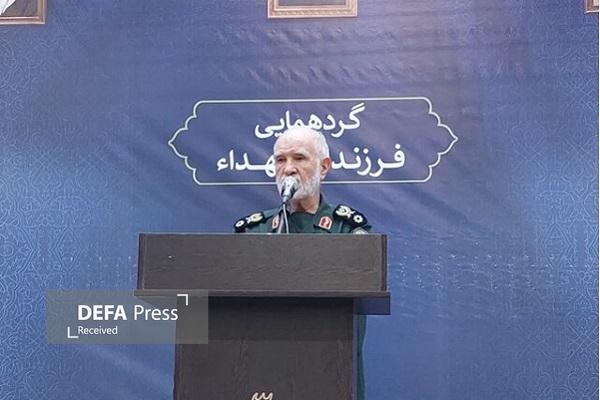 سردار اسدی: حاج قاسم همه فرزندان شهدا را بچههای خود میدانست سردار اسدی: حاج قاسم همه فرزندان شهدا را بچههای خود میدانست