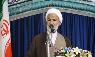 امام جمعه دشتستان: مردم ایران همواره پشتیبان ولایت فقیه و ارزش‌های انقلاب اسلامی هستند