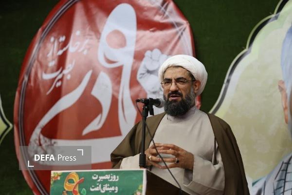 شفافیت با مردم مهمترین وظیفه مسئولان در جنگ اقتصادی است شفافیت با مردم مهمترین وظیفه مسئولان در جنگ اقتصادی است