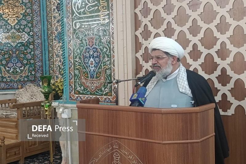 پلیس مدافع ملت و برای مردم جان میدهد پلیس مدافع ملت و برای مردم جان میدهد