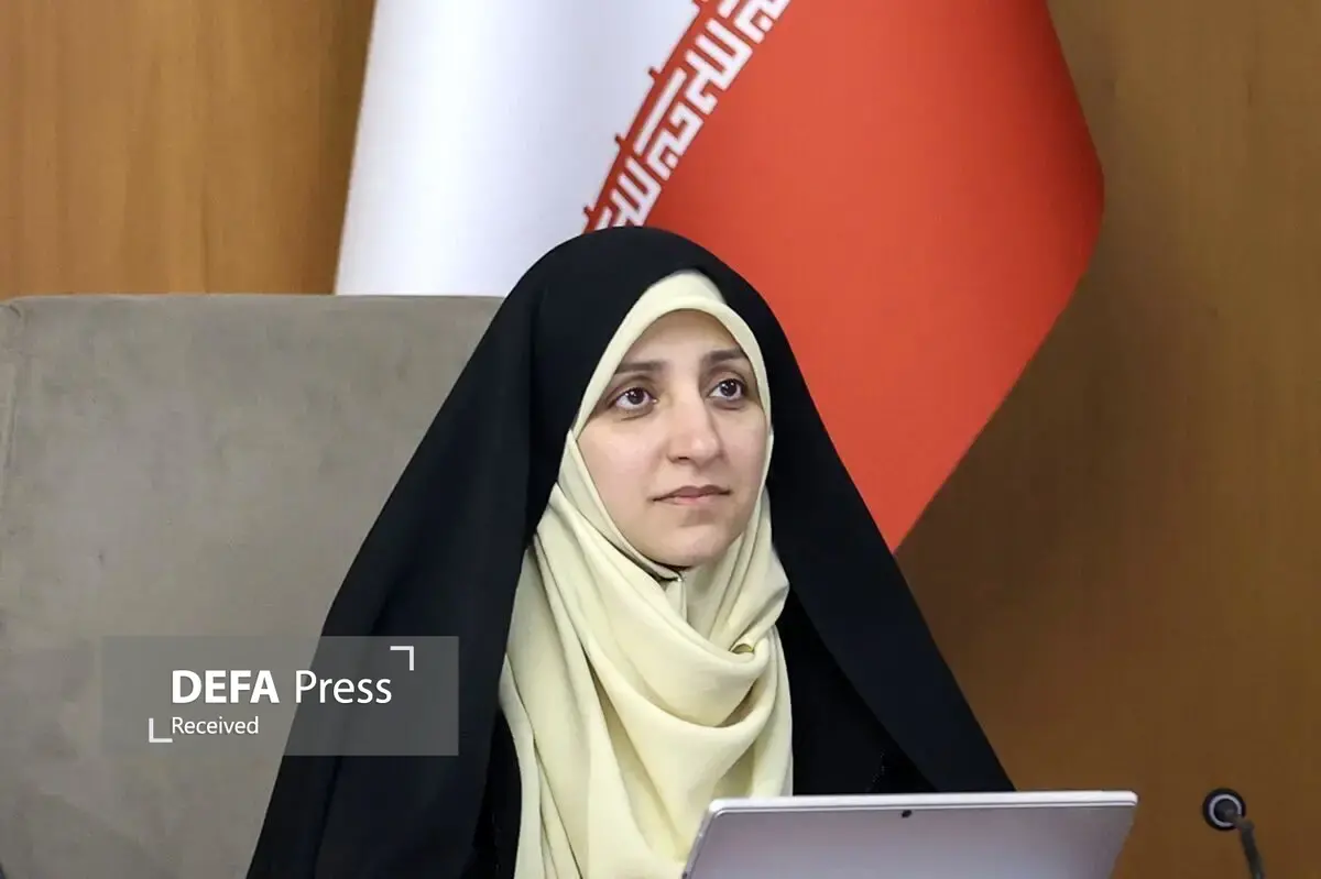 بهروز آذر: رسیدگی به زنان بازداشتشده از جمله پیگیریهای دولت است بهروز آذر: رسیدگی به زنان بازداشتشده از جمله پیگیریهای دولت است