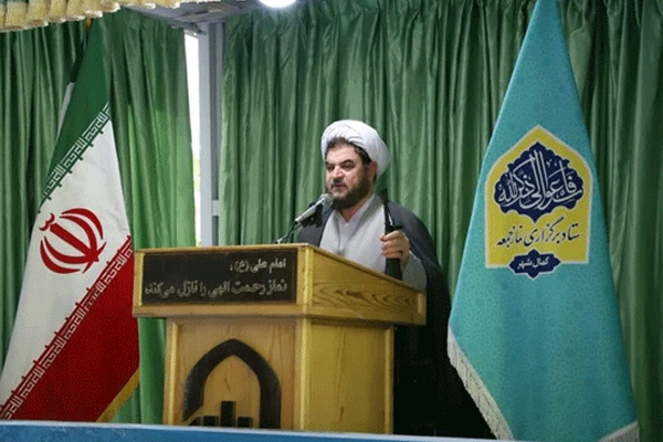 امام‌جمعه کمالشهر: سپاه پاسداران، ذوالفقاری بر فرق قلدران و متجاوزان است