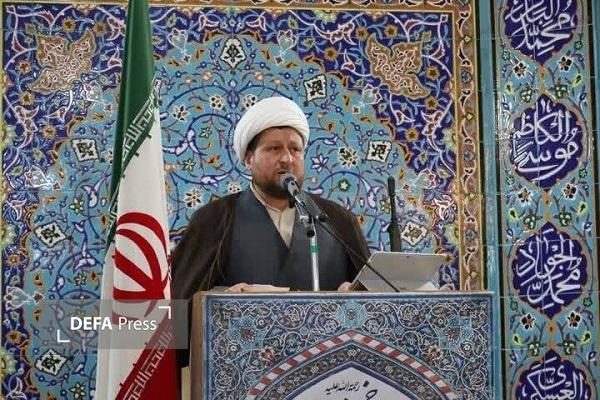 ملتِ منتظر و عاشورایی با تهدیدهای آمریکا مرعوب نمی‌شود