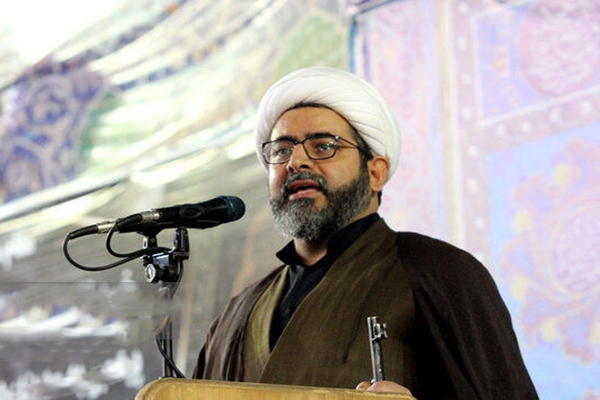 گوش دادن به صدای مردم، وظیفه همه مسئولین است