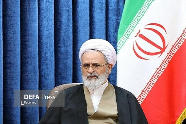 تأسیس حوزه قم طلوع ستاره‌ای در تاریک‌ترین شبهای تاریخ دین در ایران بود