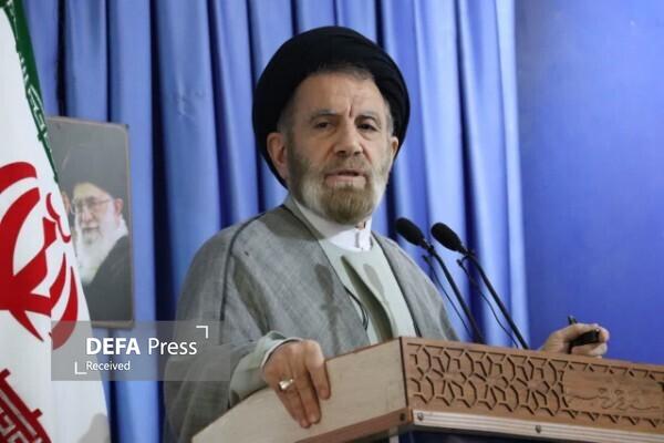 اعلام حمایت نماینده ولیفقیه در لرستان از سپاه پاسداران انقلاب اسلامی اعلام حمایت نماینده ولیفقیه در لرستان از سپاه پاسداران انقلاب اسلامی