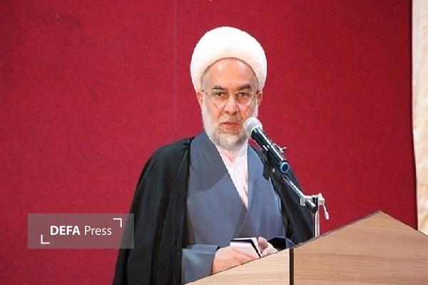 امام حسین (ع) ابرپاسدار دین و نماد صیانت از دین اسلام است