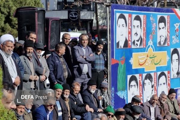 مردم خراسان جنوبی در ۱۲ بهمن با حضور پرشکوه تجدید میثاق با آرمان‌های ولایت کردند + تصاویر و فیلم