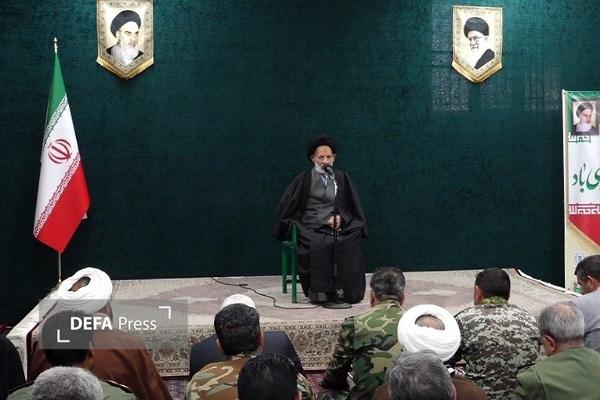 انقلاب اسلامی نشانه رحمت الهی و شناسنامهای قرآنی است انقلاب اسلامی نشانه رحمت الهی و شناسنامهای قرآنی است