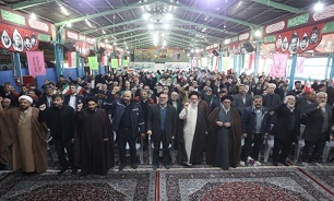 تصاویر /آغاز چهل‌وهفتمین سالگرد پیروزی انقلاب اسلامی در گلستان شهدای اصفهان